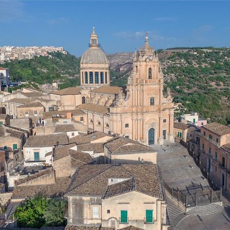 Appartamenti Vista Duomo - Ibla - Pomelia Ragusa Luaran gambar