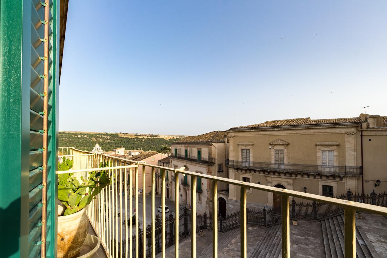 Appartamenti Vista Duomo - Ibla - Pomelia Ragusa Luaran gambar