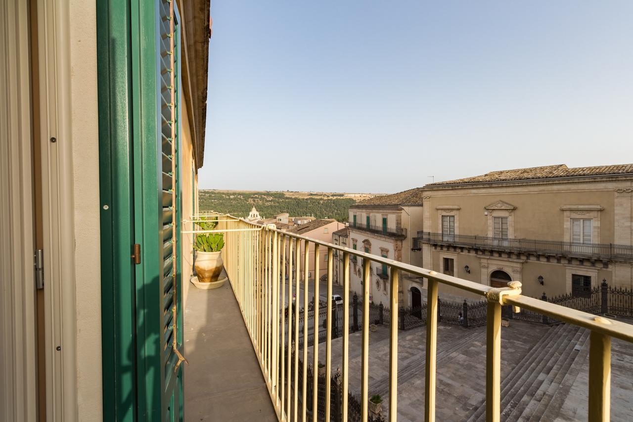 Appartamenti Vista Duomo - Ibla - Pomelia Ragusa Luaran gambar