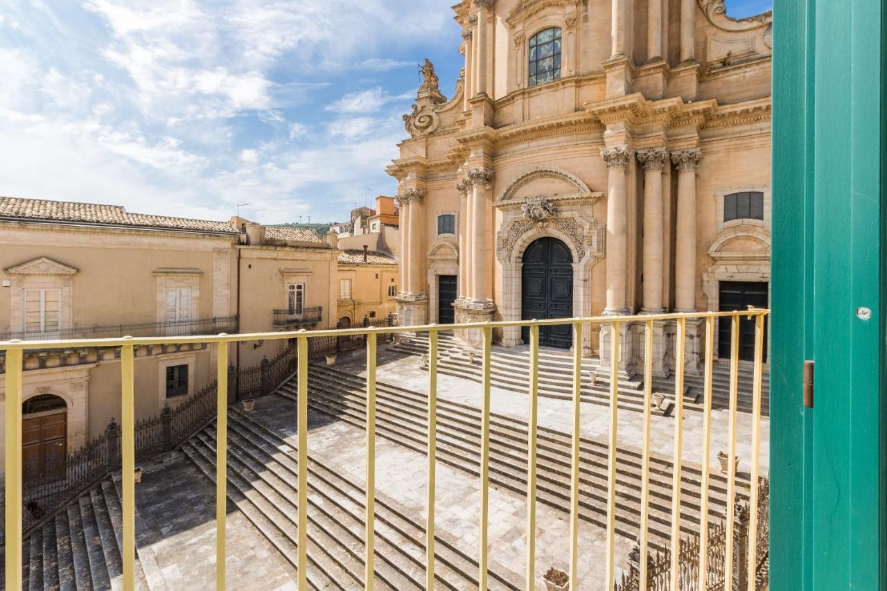 Appartamenti Vista Duomo - Ibla - Pomelia Ragusa Luaran gambar