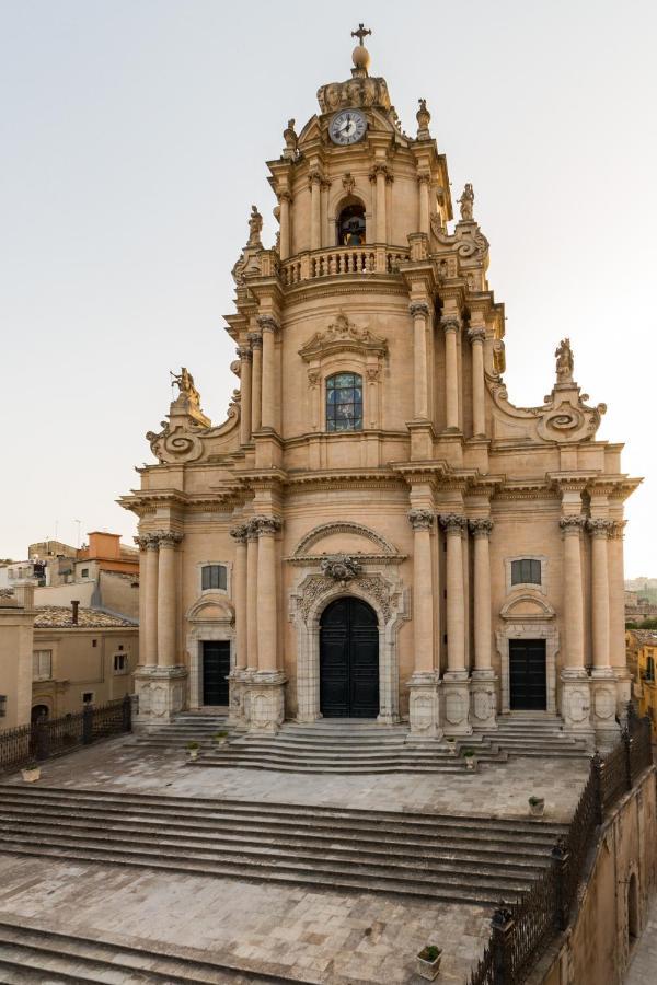 Appartamenti Vista Duomo - Ibla - Pomelia Ragusa Luaran gambar